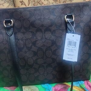 WOMAN'S COACH BAG NWT